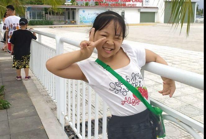 Bé Thùy Dương